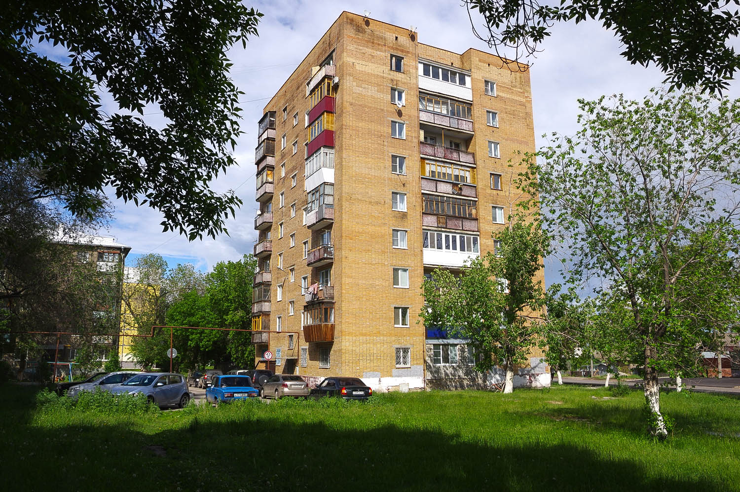 Novokuybyshevsk, Киевская улица, 9