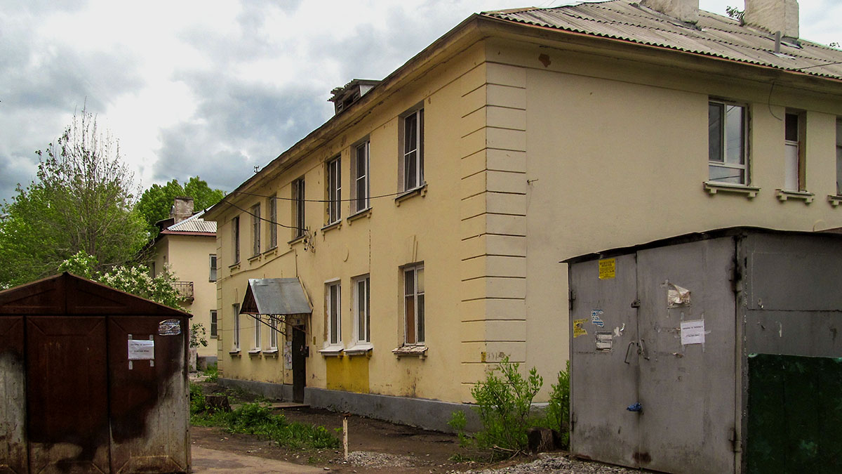 Уфа, Краснодонская улица, 49/51