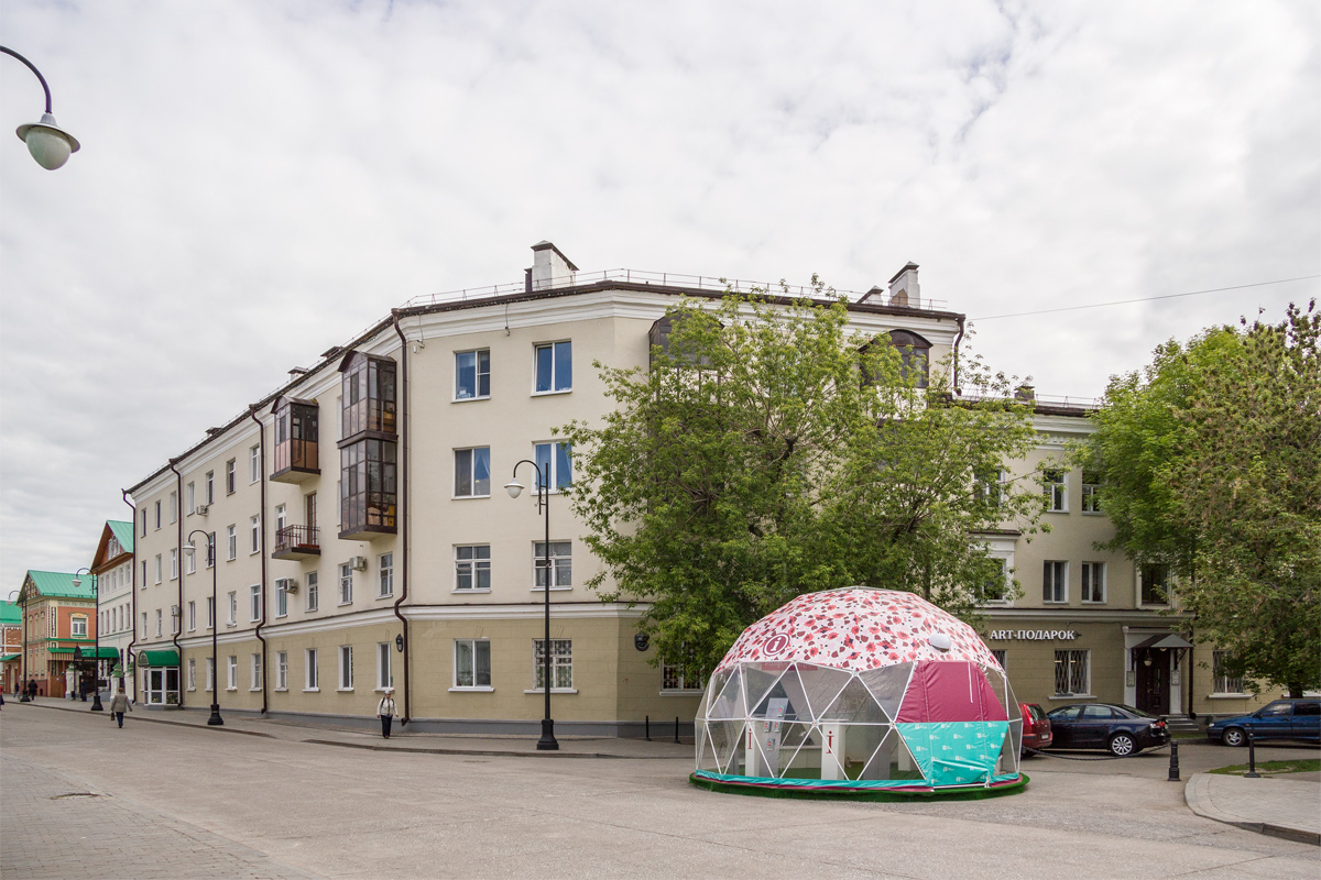 Казань, Улица Каюма Насыри, 18