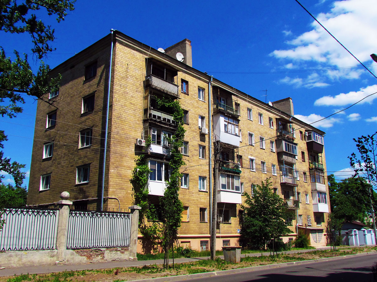 Харьков, Чеботарская улица, 34