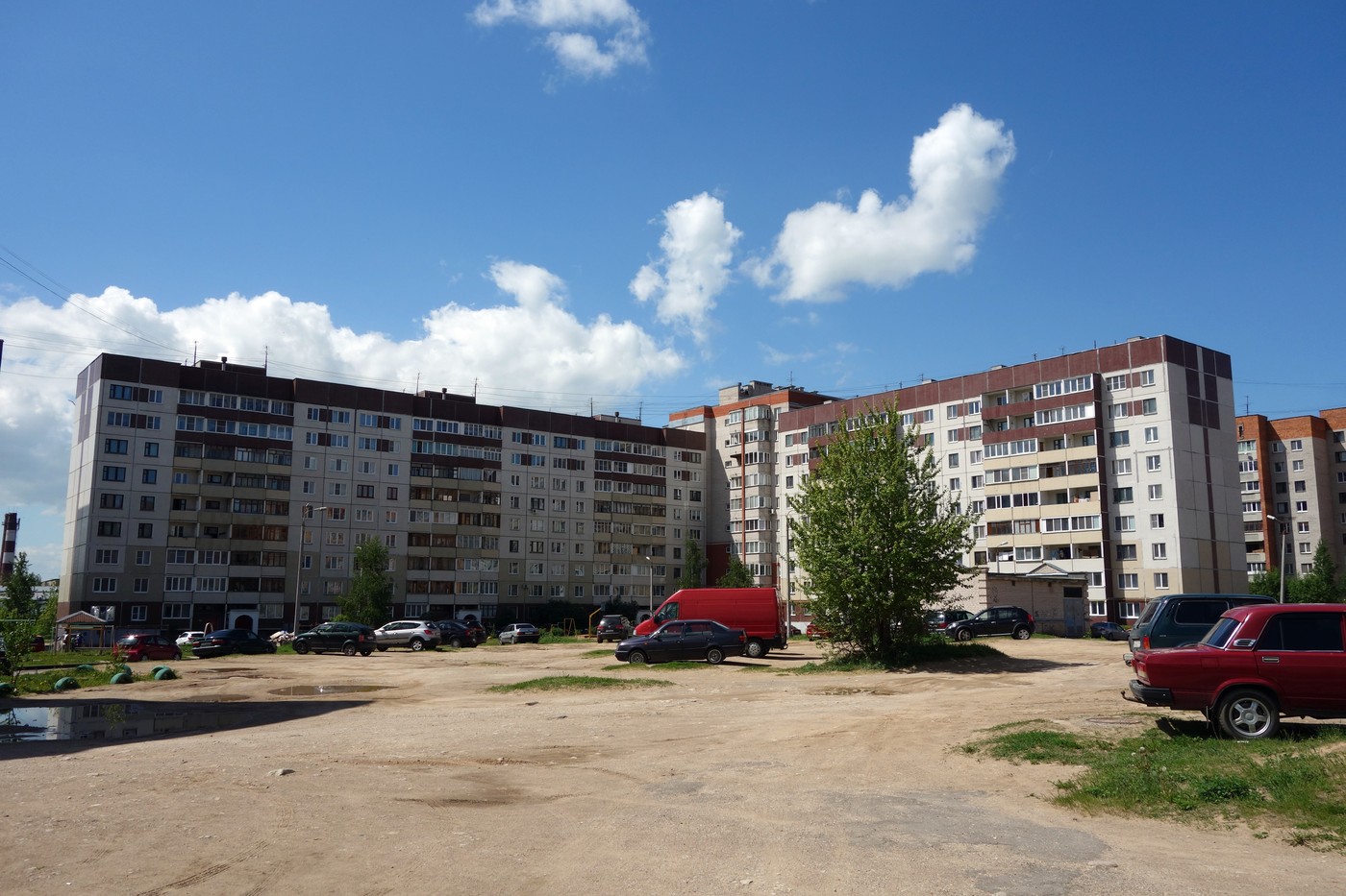 Псков, Улица Шестака, 8; Улица Шестака, 10