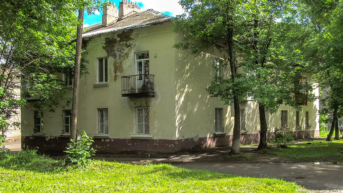 Уфа, Улица Коммунаров, 24