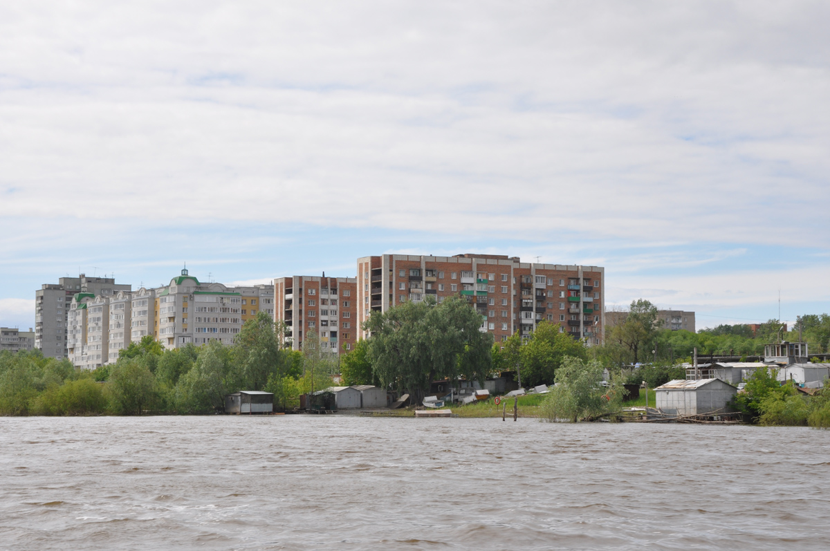 Омск, Пригородная улица, 3/1; Пригородная улица, 3/2; Пригородная улица, 5