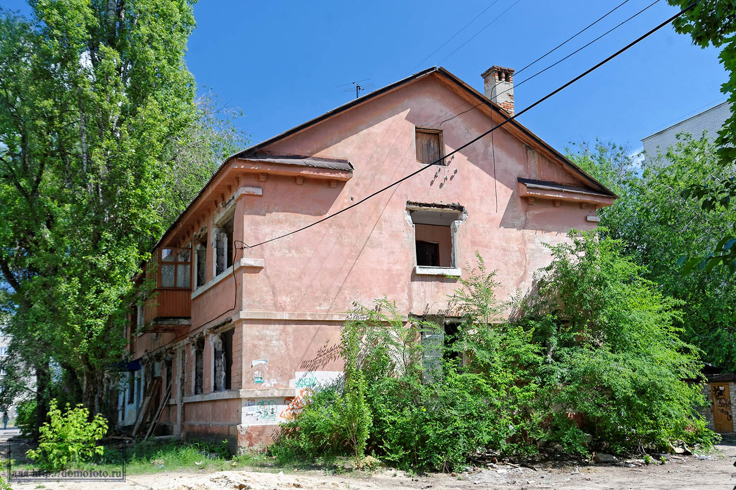 Воронеж, Ленинградская улица, 114А