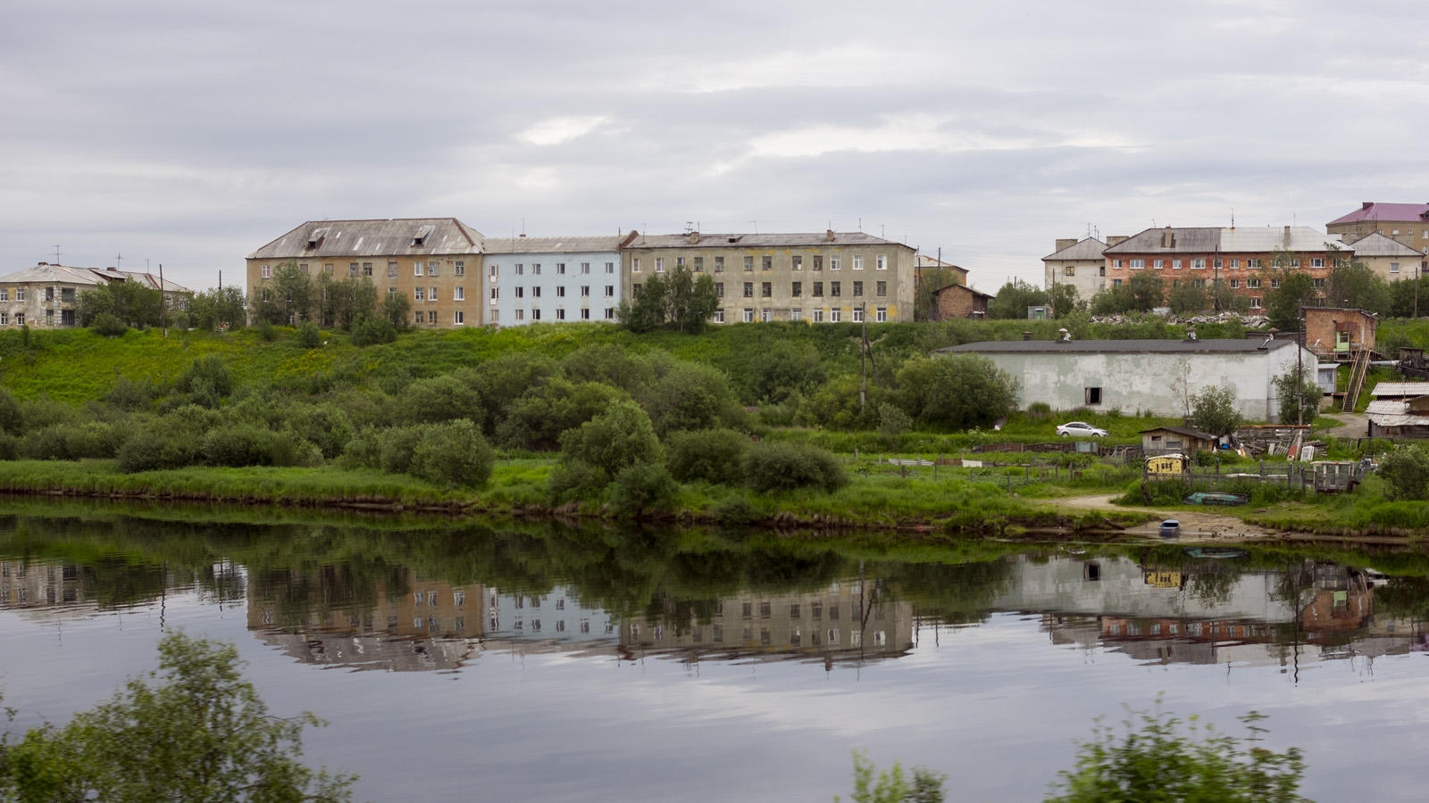 Кильдинстрой, Советская улица, 13