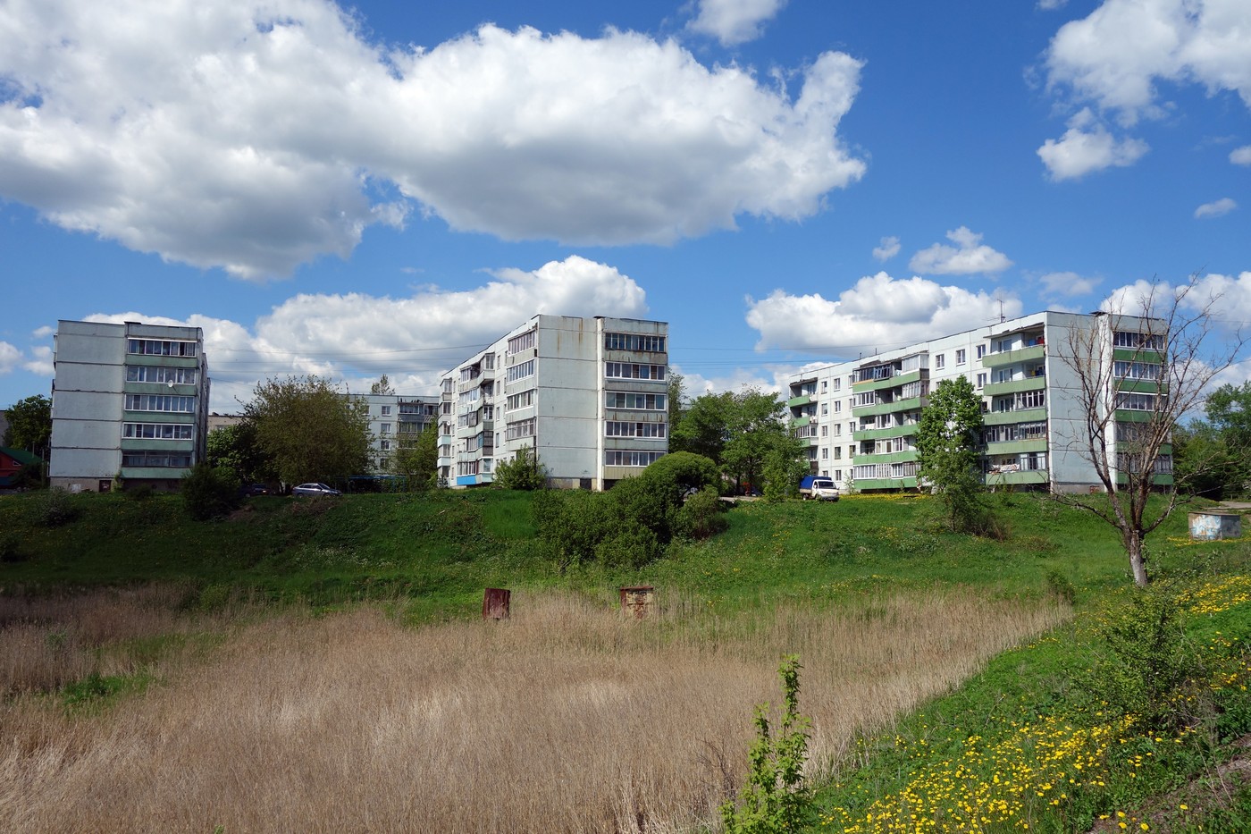 Чудово, Молодогвардейская улица, 9; Молодогвардейская улица, 11; Молодогвардейская улица, 13