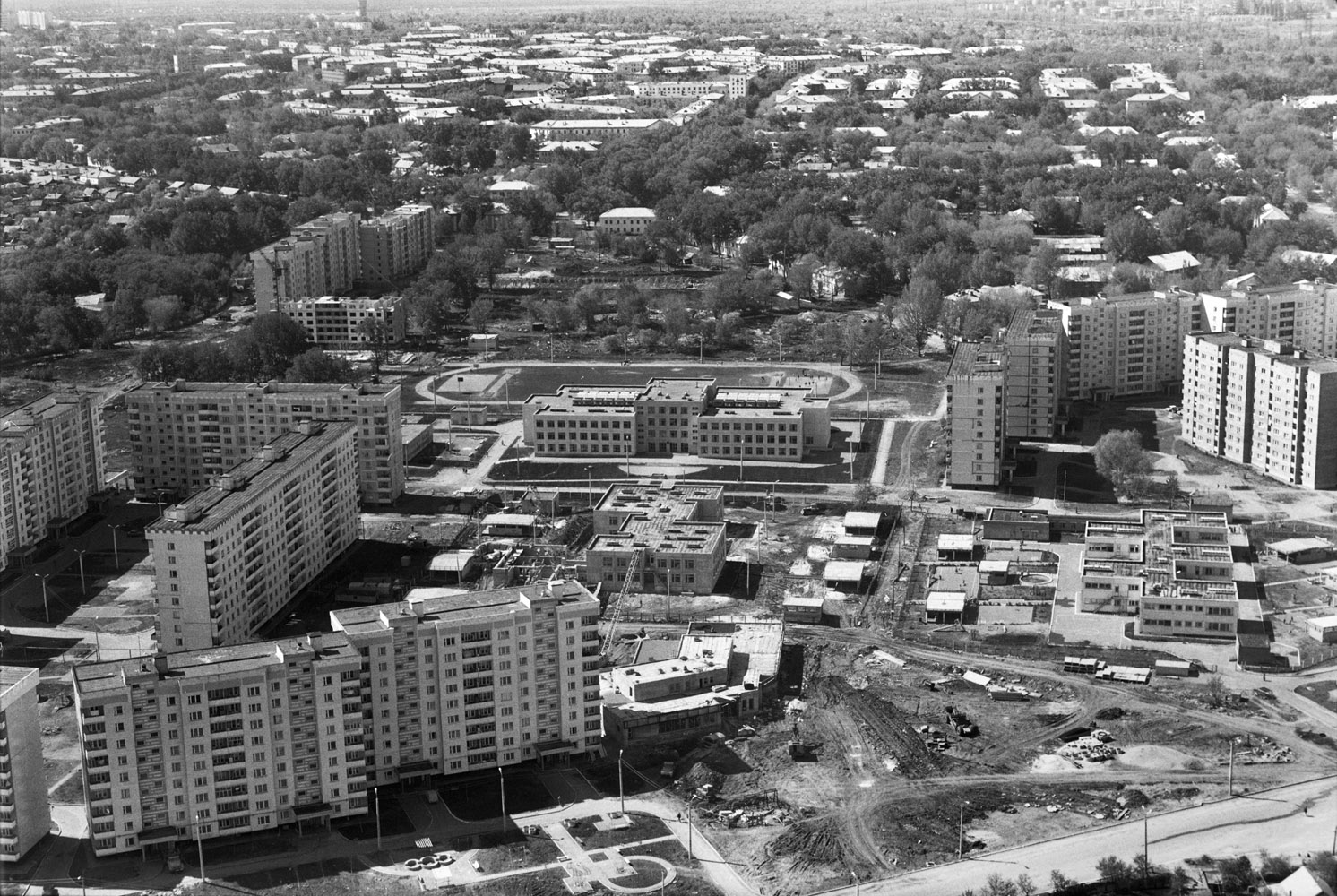 Novokuybyshevsk, Улица Егорова, 16; Улица Егорова, 14; Проезд Расковой, 6. Novokuybyshevsk — Panoramas