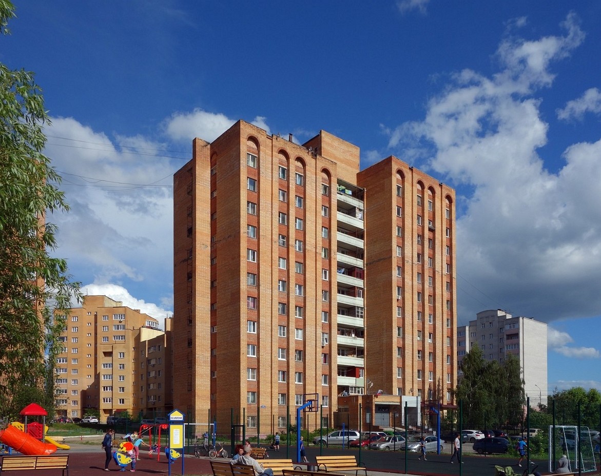 Калуга, Улица Генерала Попова, 10 корп. 1