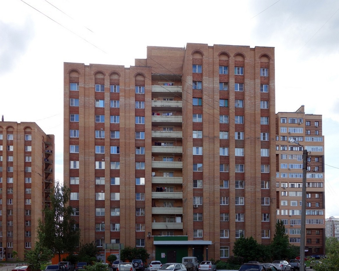Калуга, Улица Генерала Попова, 10 корп. 2