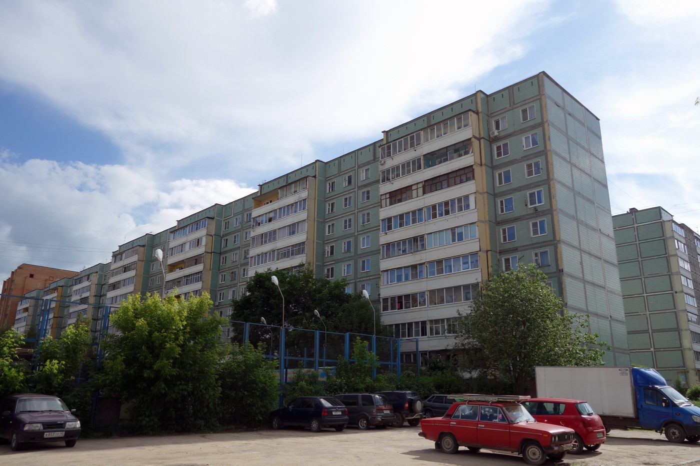 Калуга, Улица Генерала Попова, 18 корп. 2