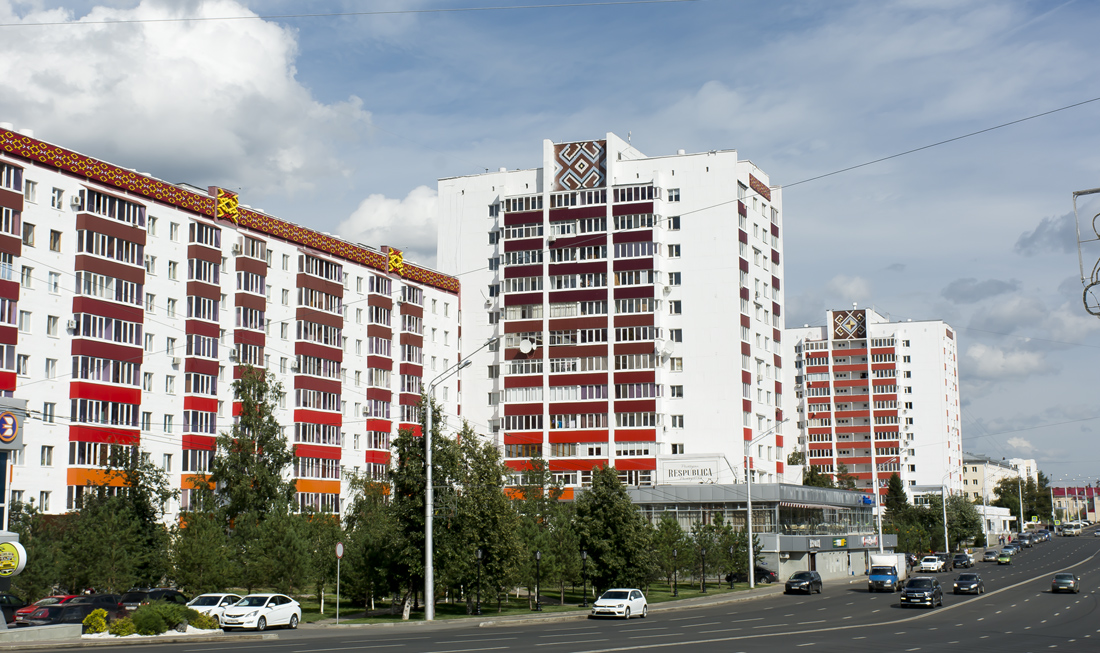 Ufa, Улица Заки Валиди, 3; Улица Заки Валиди, 5; Улица Заки Валиди, 9