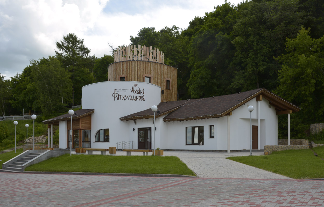 Krasnyy Klyuch, Набережная улица, 11