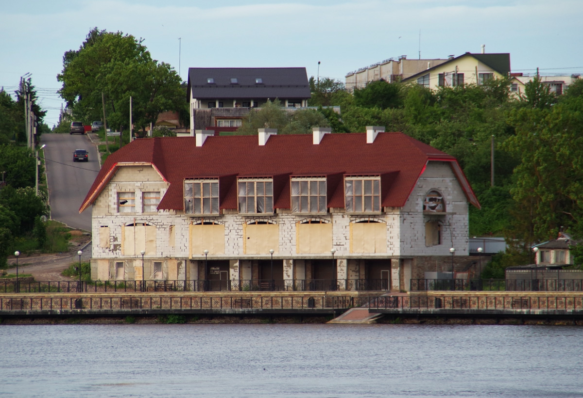 Ивангород, Рыбацкая набережная, 12