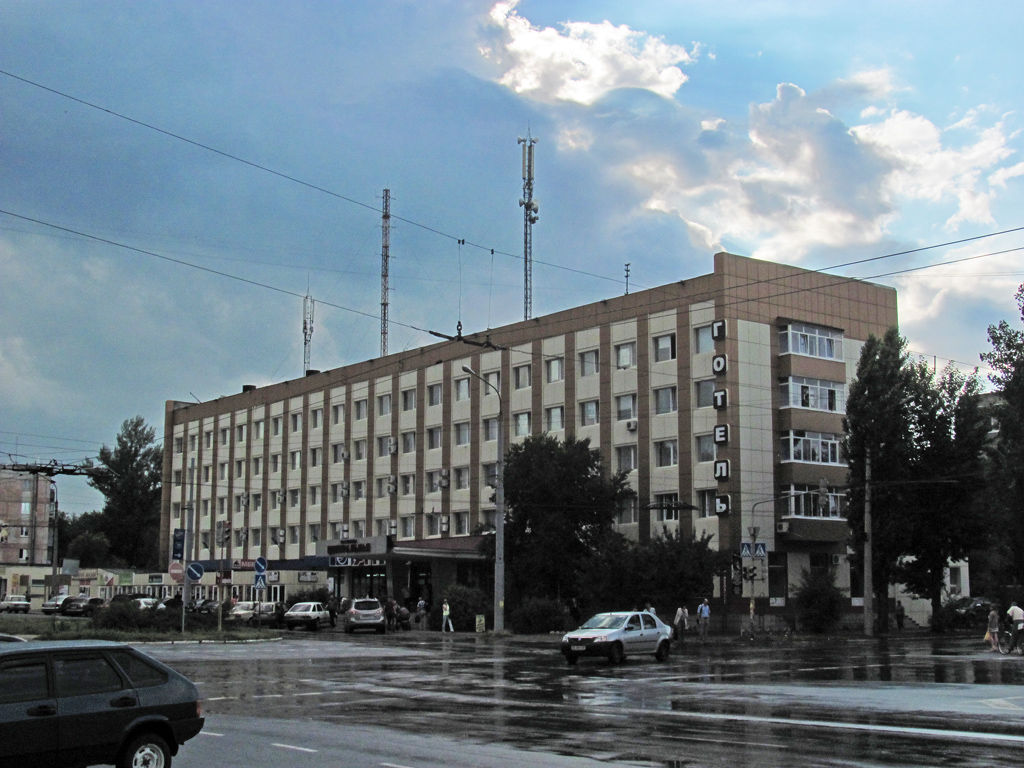 Северодонецк, Гвардейский проспект, 13
