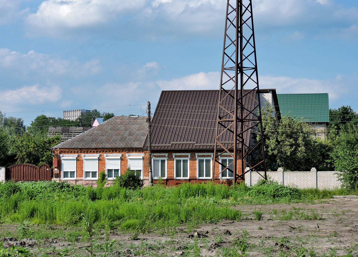 Харьков, Авиахимическая улица, 40-42