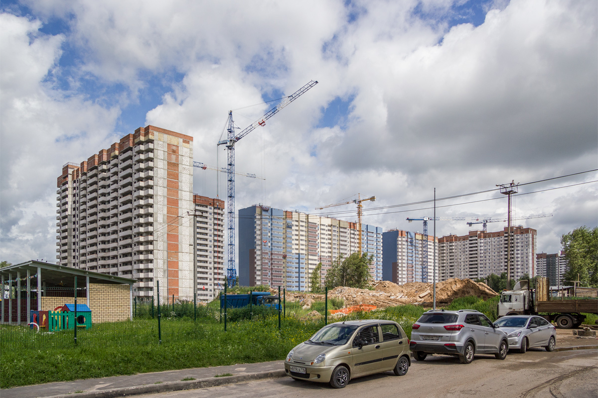 Kaasan, Улица Виктора Сажинова, 6 / Улица Тансык, 9; Улица Тансык, 7; Улица Тансык, 5