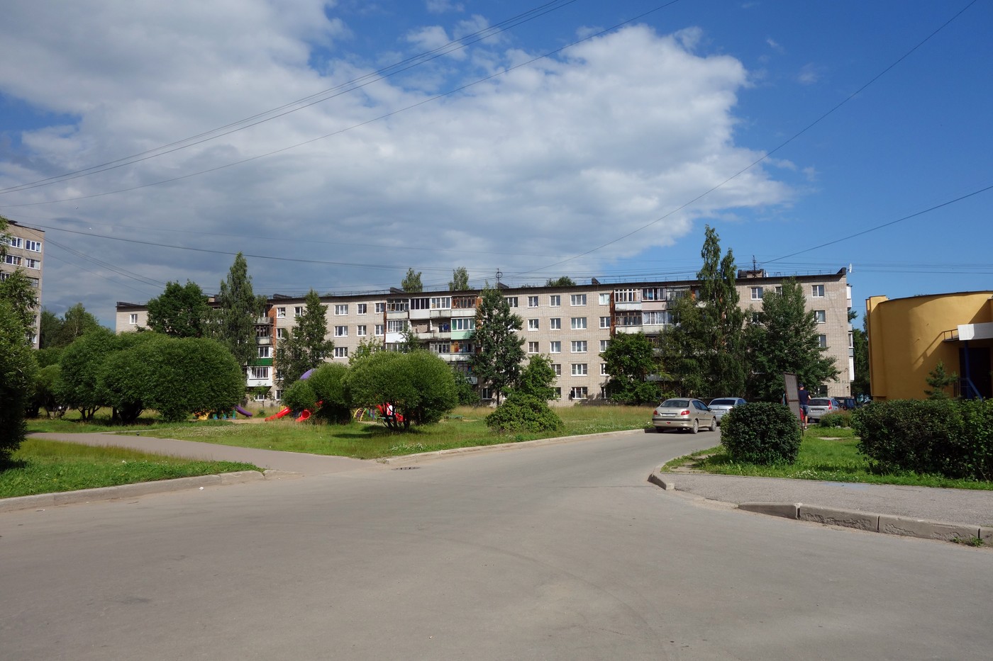 Великий Новгород, Улица Кочетова, 35 корп. 1