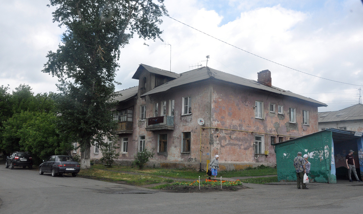 Омск, Полевая улица, 1