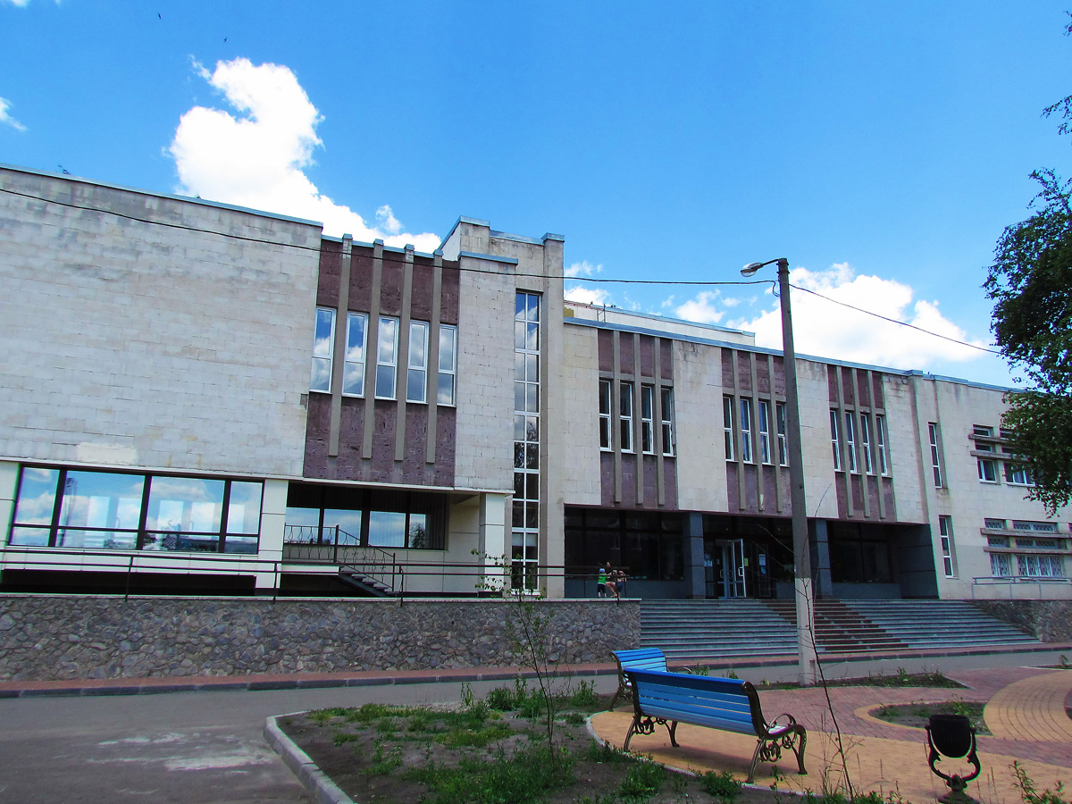 Charkow, Улица Есенина, 8-8А-8Б