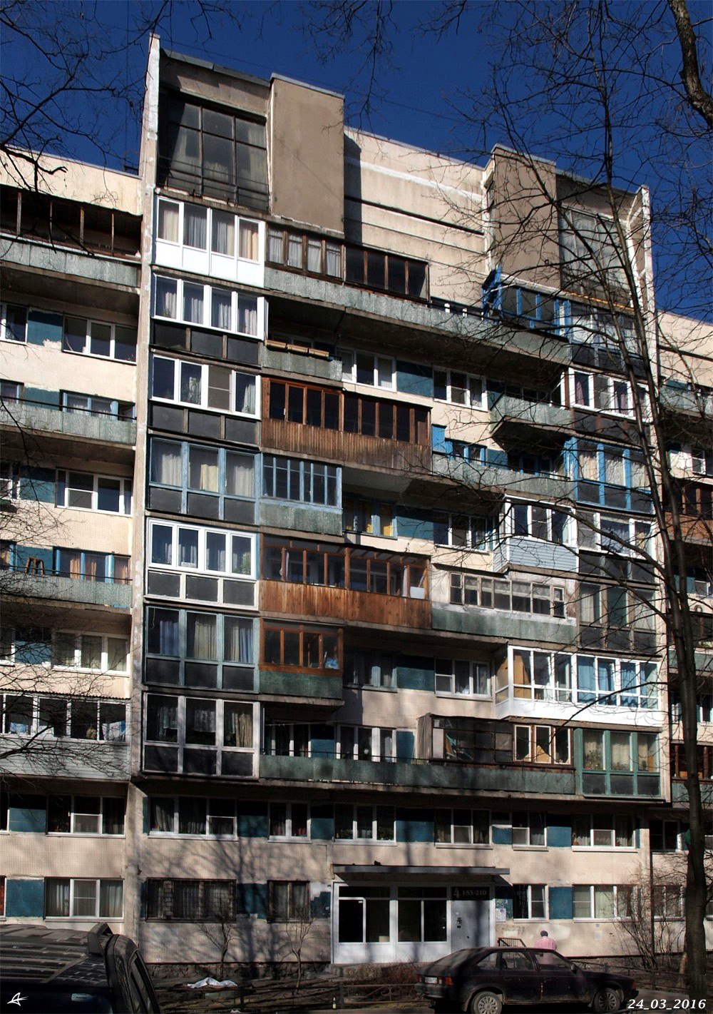 Санкт-Пецярбург, Наличная улица, 36 корп. 7 (подъезды 1-8)