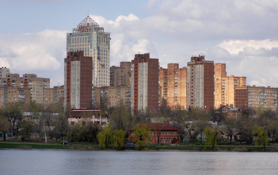 Донецк, Улица Капитана Ратникова, 4А; Улица Капитана Ратникова, 6А; Улица Капитана Ратникова, 8А. Донецк — Панорамы