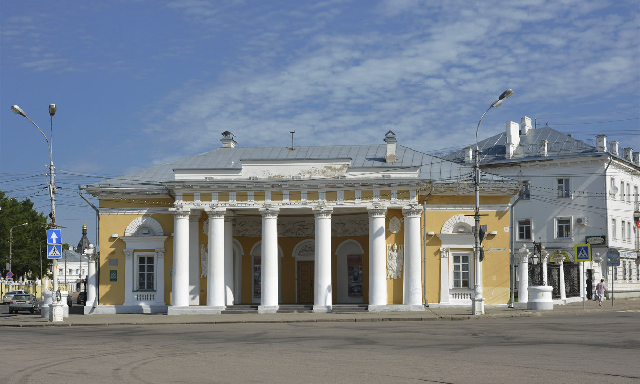 Кострома, Улица Ленина, 1 / Улица Симановского, 2