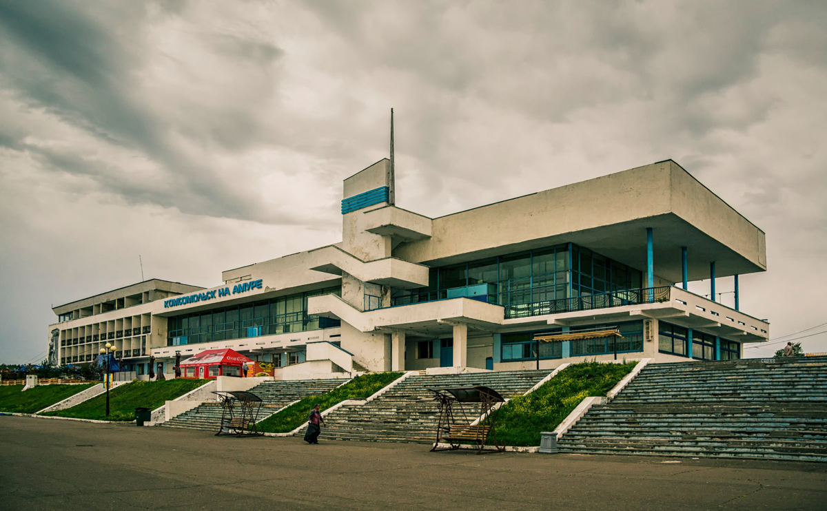 Комсомольск-на-Амуре, Набережная улица, 7