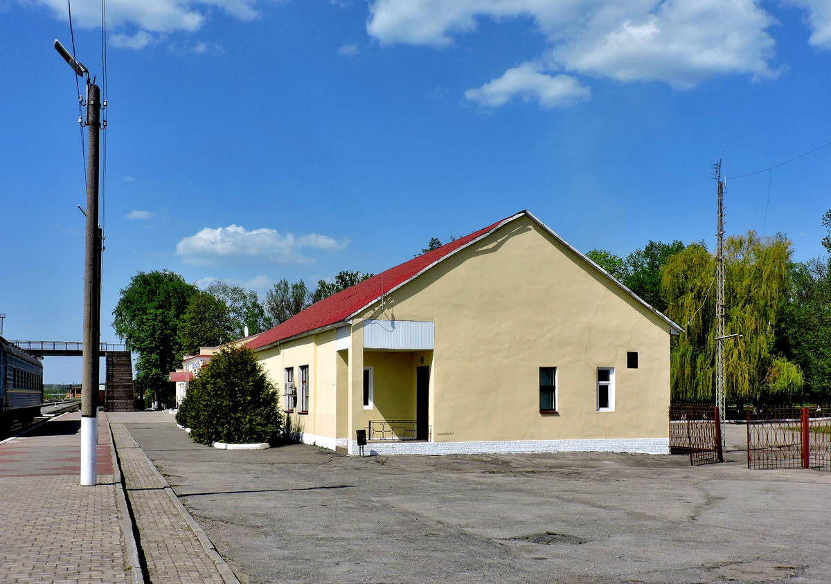 Волчанск, Улица Игнатьева, 1