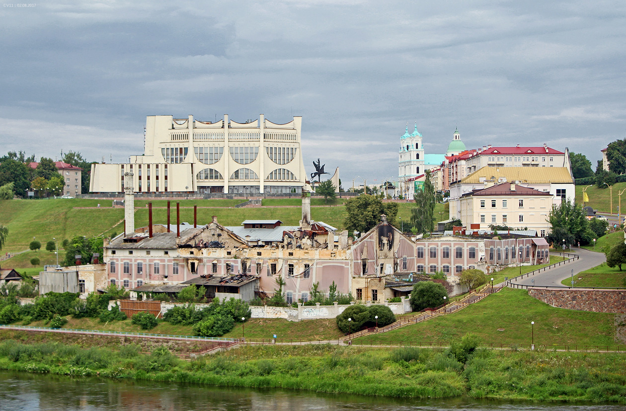 Гродно, Мостовая улица, 35; Заводская улица, 2; Мостовая улица, 37