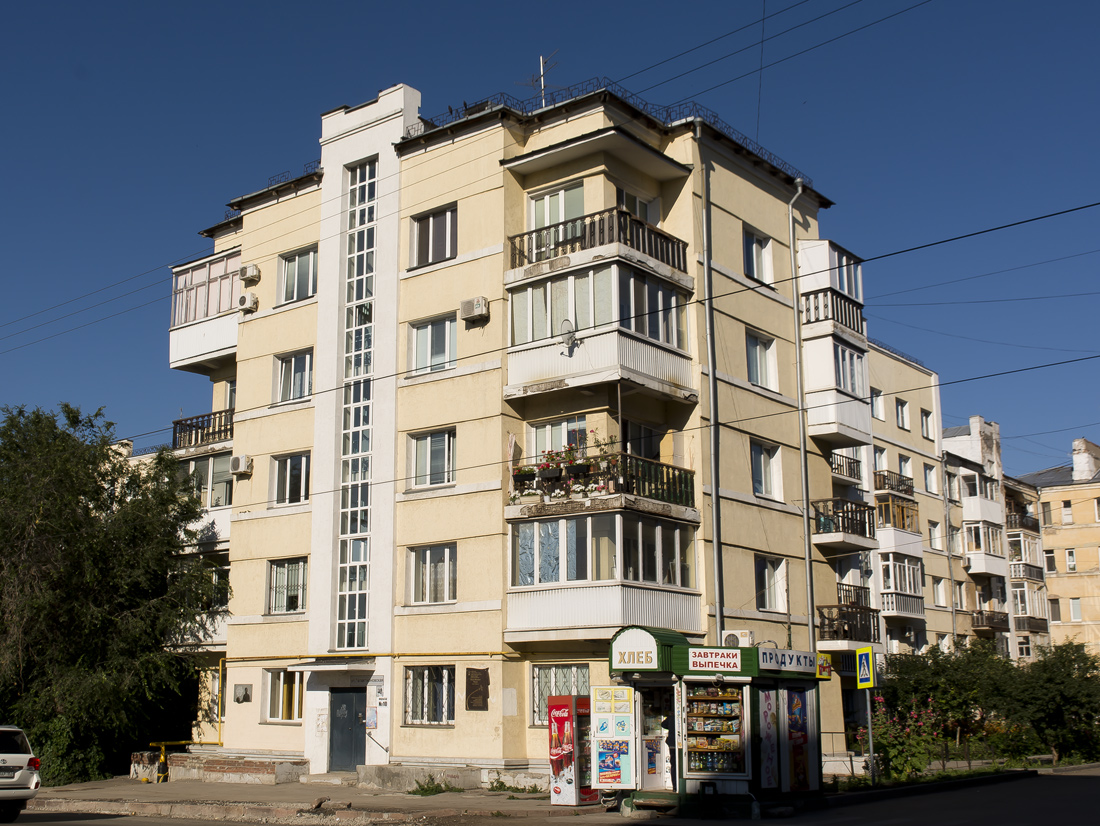 Самара, Галактионовская улица, 38 / Ленинградская улица, 72 / Улица Высоцкого, 3 / Улица Высоцкого, 3А