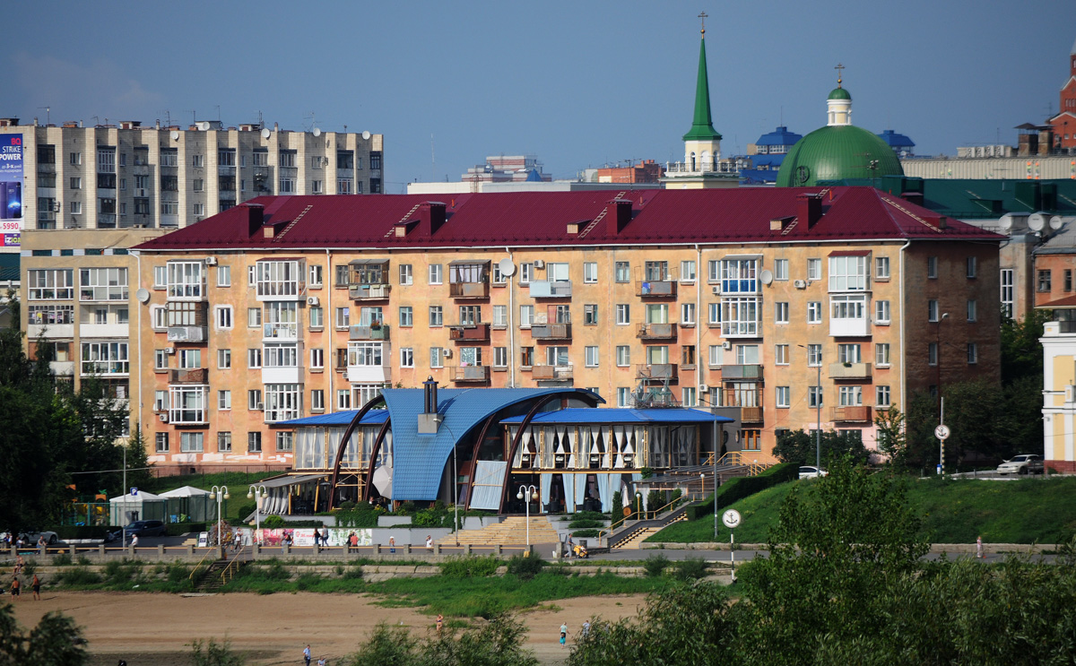 Omsk, Съездовская улица, 1; Улица 8 Марта, 4