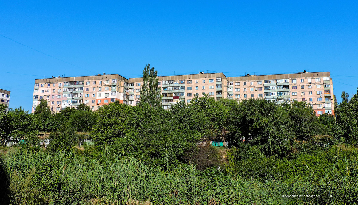 Kryvyi Rih, Бульвар Маршала Василевского, 21; Бульвар Маршала Василевского, 23; Бульвар Маршала Василевского, 25