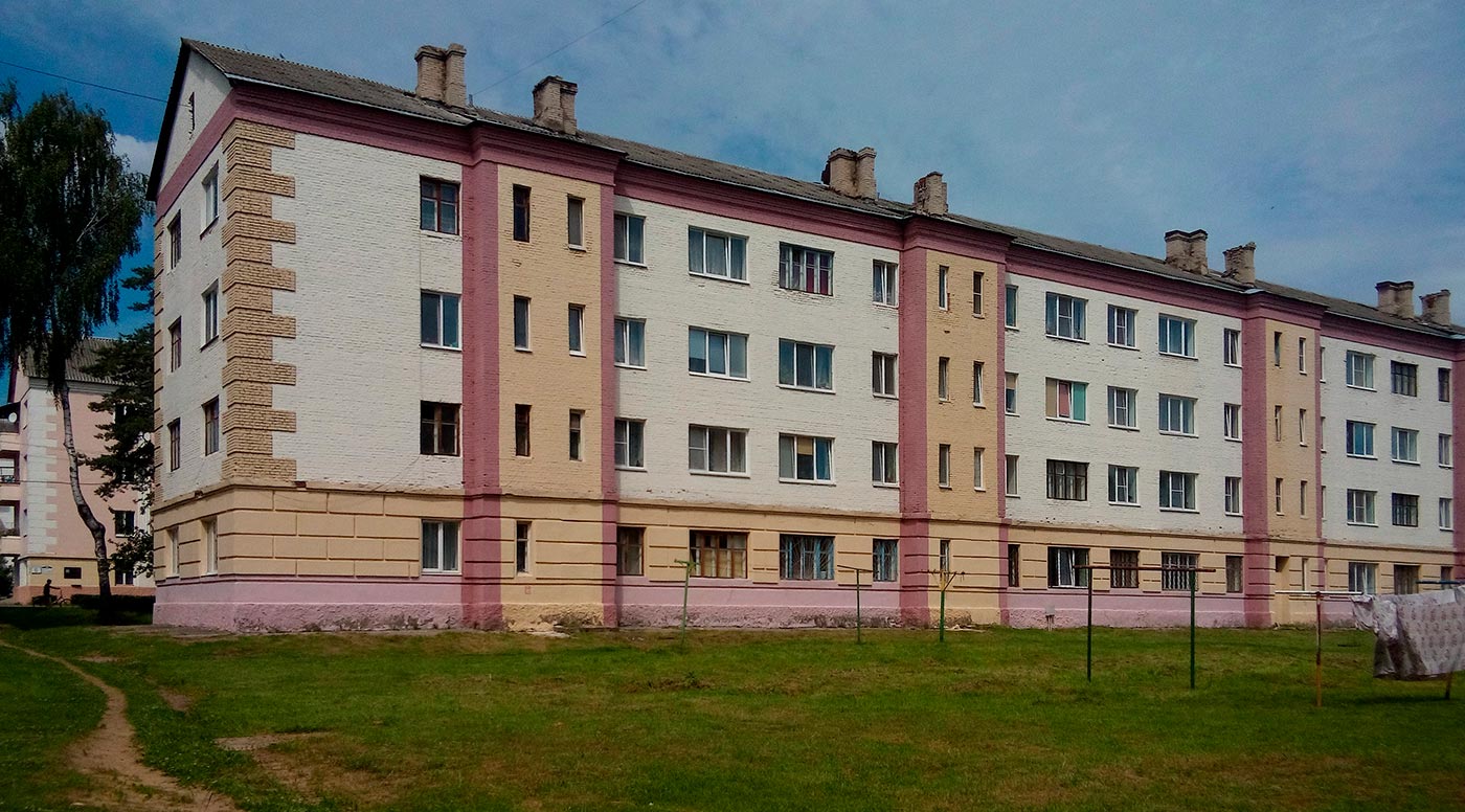 Новополоцк, Боровуха, Армейская улица, 4
