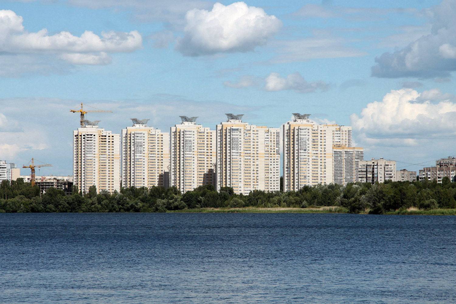 Воронеж, Улица Перевёрткина, 1/6; Улица Перевёрткина, 1/7; Улица Перевёрткина, 1/8; Улица Перевёрткина, 1/10; Улица Перевёрткина, 1/11