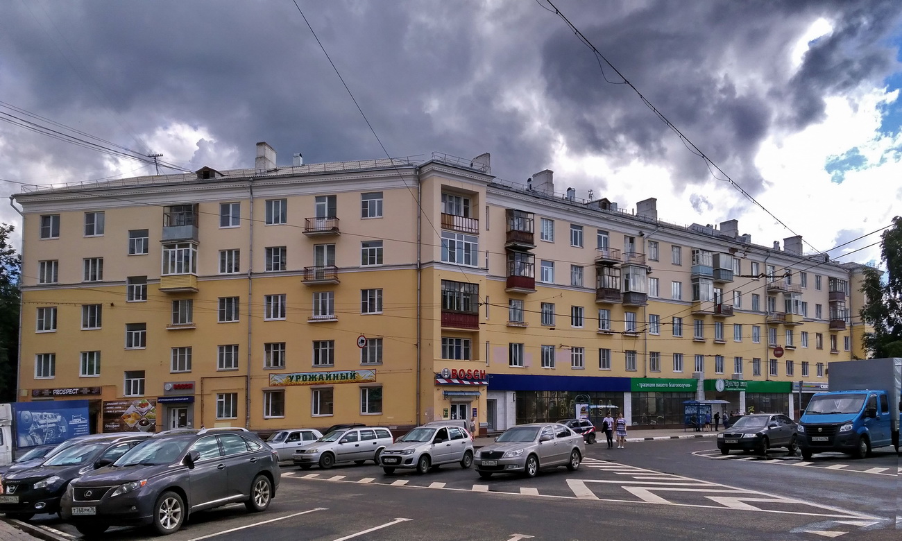 Ярославль, Проспект Ленина, 37 / Улица Некрасова, 73