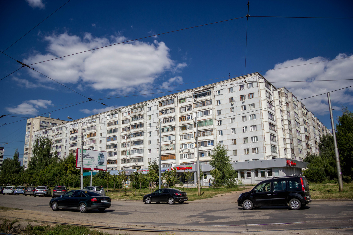 Казань, Улица Рихарда Зорге, 121; Улица Комиссара Габишева, 1