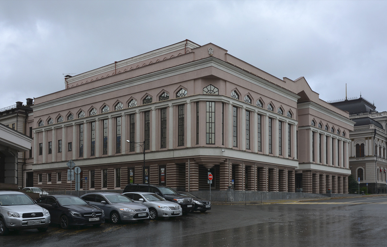 Казань, Площадь Свободы, 3 / Улица Пушкина, 64