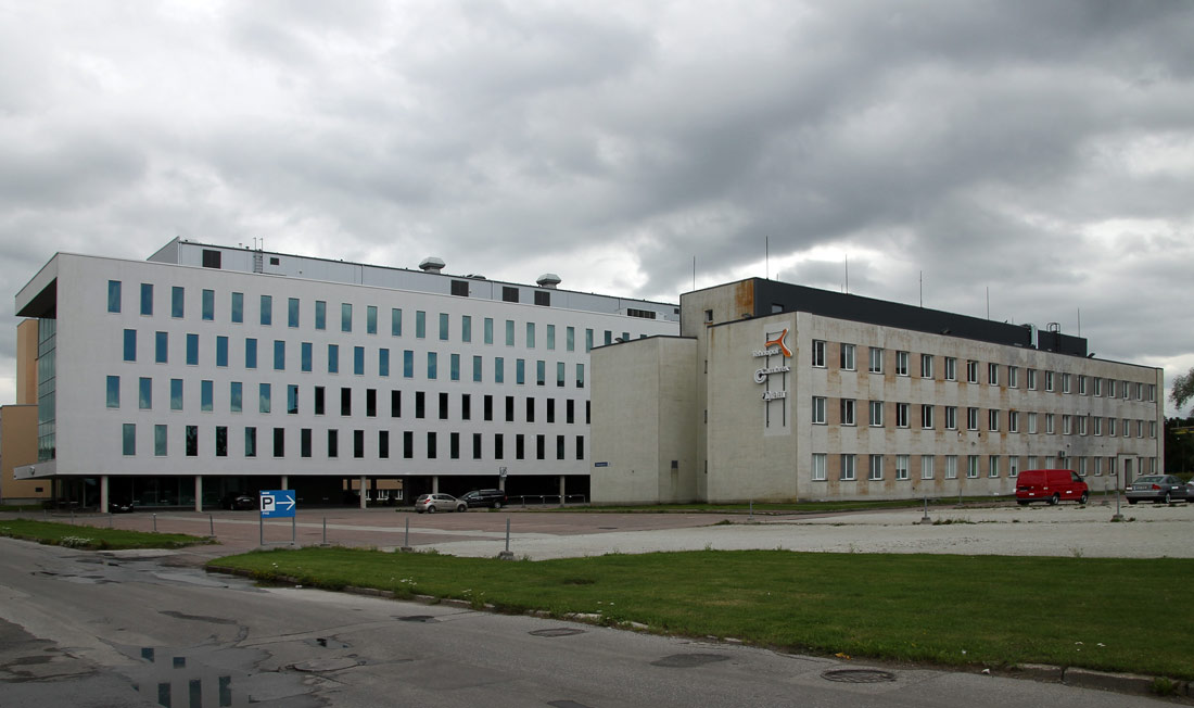 Таллин, Teaduspargi, 3/1; Akadeemia tee, 15b