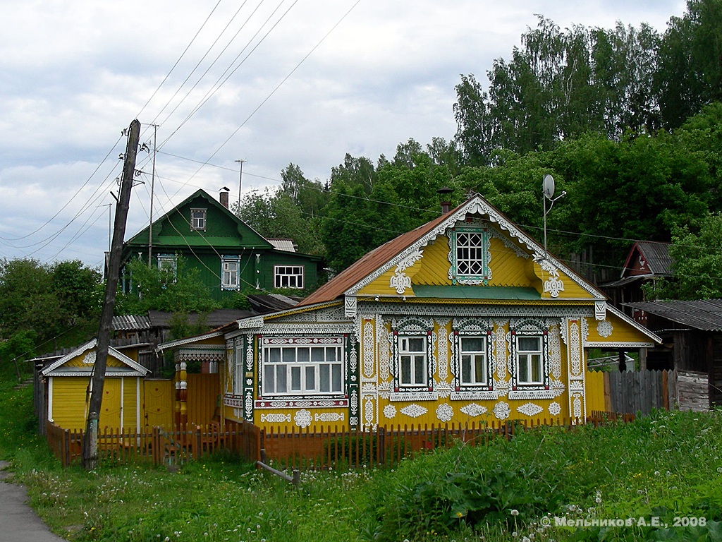 Плёс, Варваринская улица, 32. Резные орнаменты (кроме наличников)