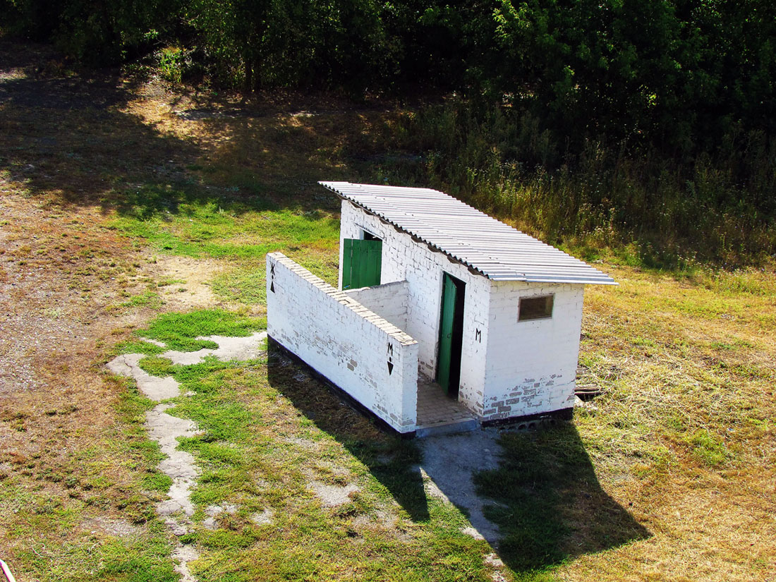 Чугуевский район, прочие н.п., пос. Зализничное, Привокзальная улица, ?