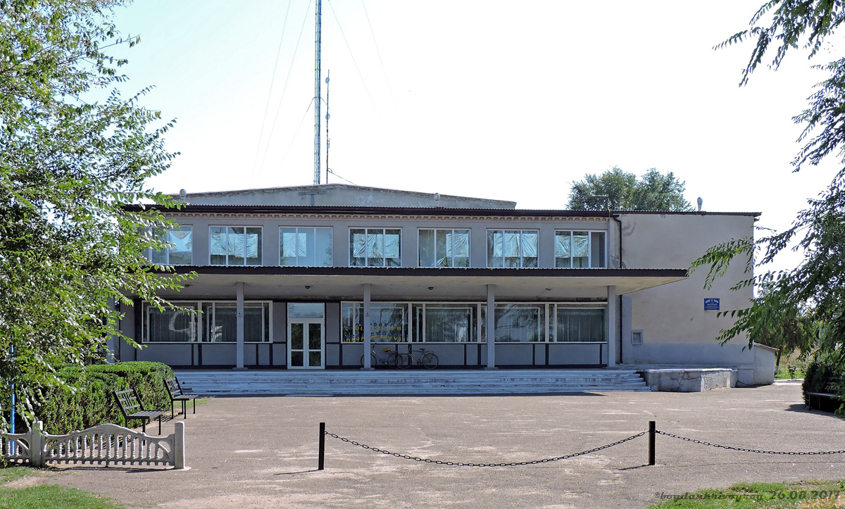 Лиман, Улица Героев Украины, 47А