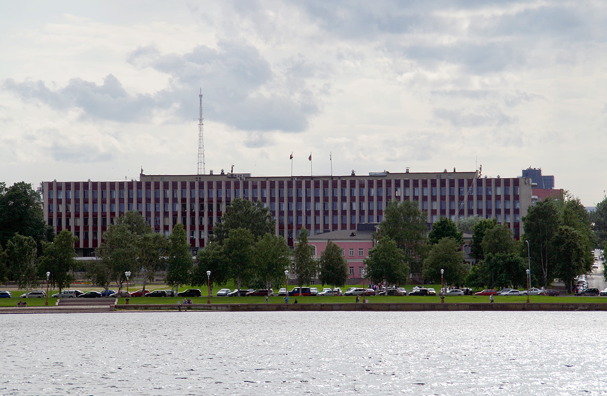 Петрозаводск, Улица Еремеева, 1; Проспект Ленина, 2