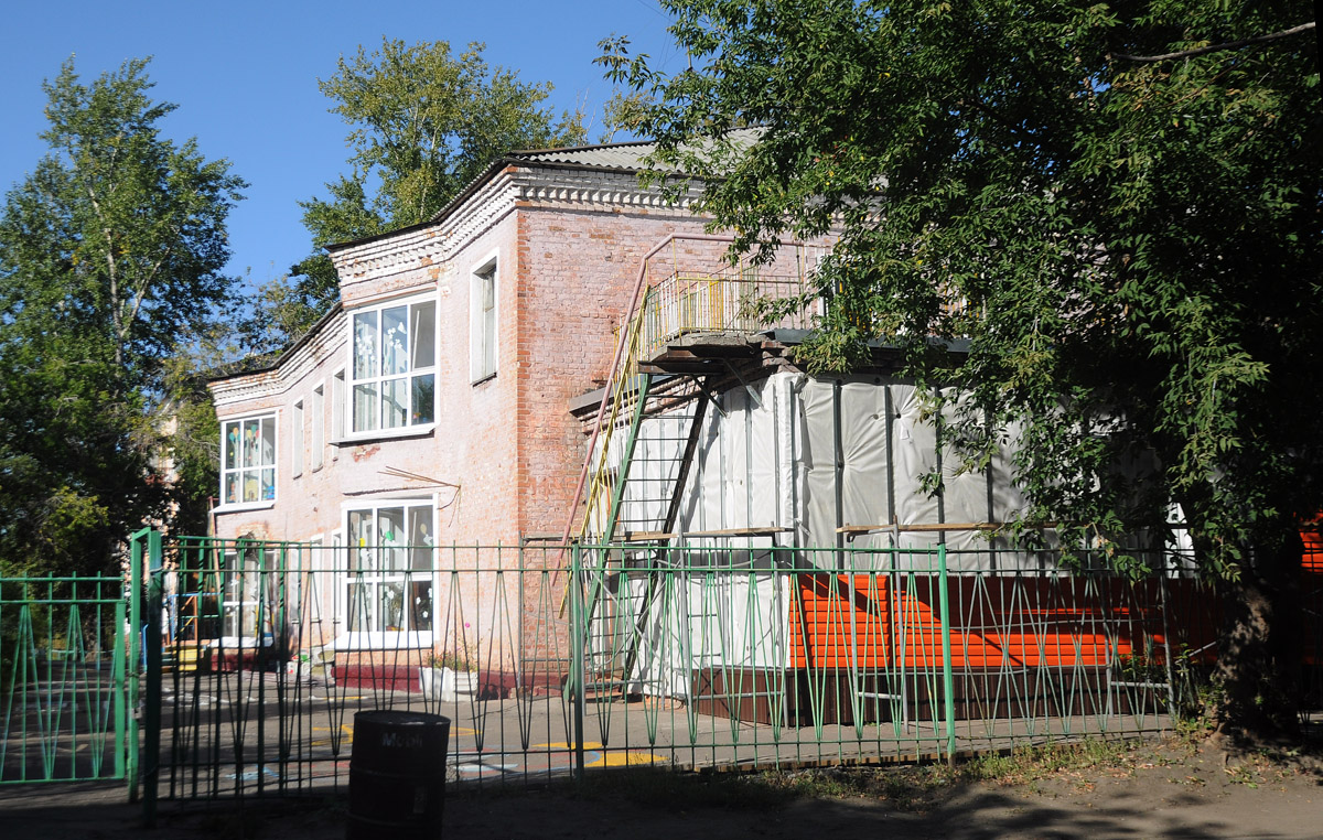 Омск, Улица 20 лет РККА, 11/5 Омск, Улица 20 лет РККА, 11/5