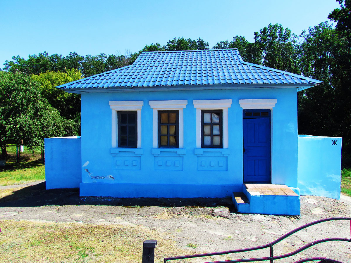 Боровая, Привокзальная улица, 14*