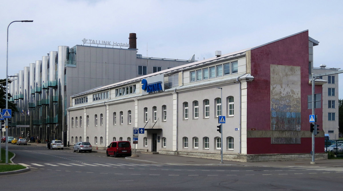 Tallinn, Sadama, 11A; Sadama, 17