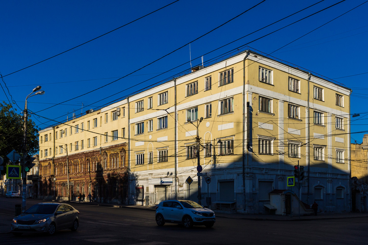 Samara, Ленинградская улица, 76 / Самарская улица, 61