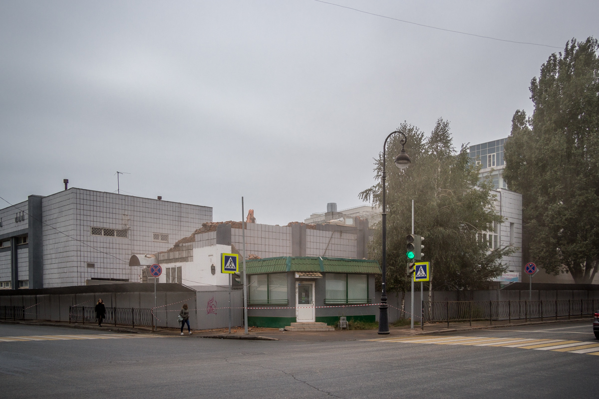 Казань, Улица Островского, 32 / Университетская улица, 3