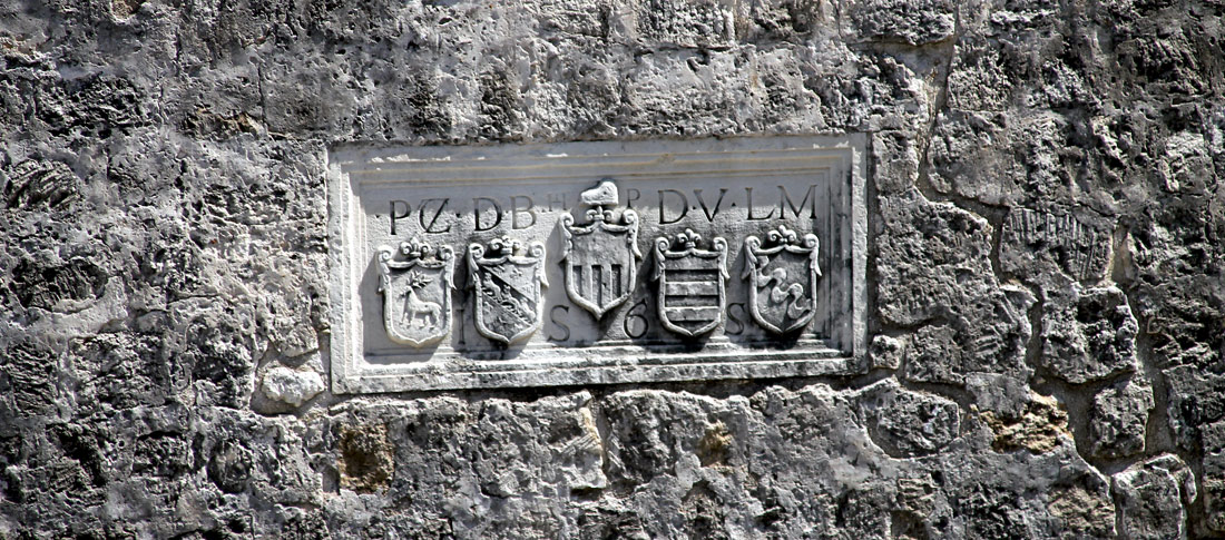 Ираклион, Ikarou