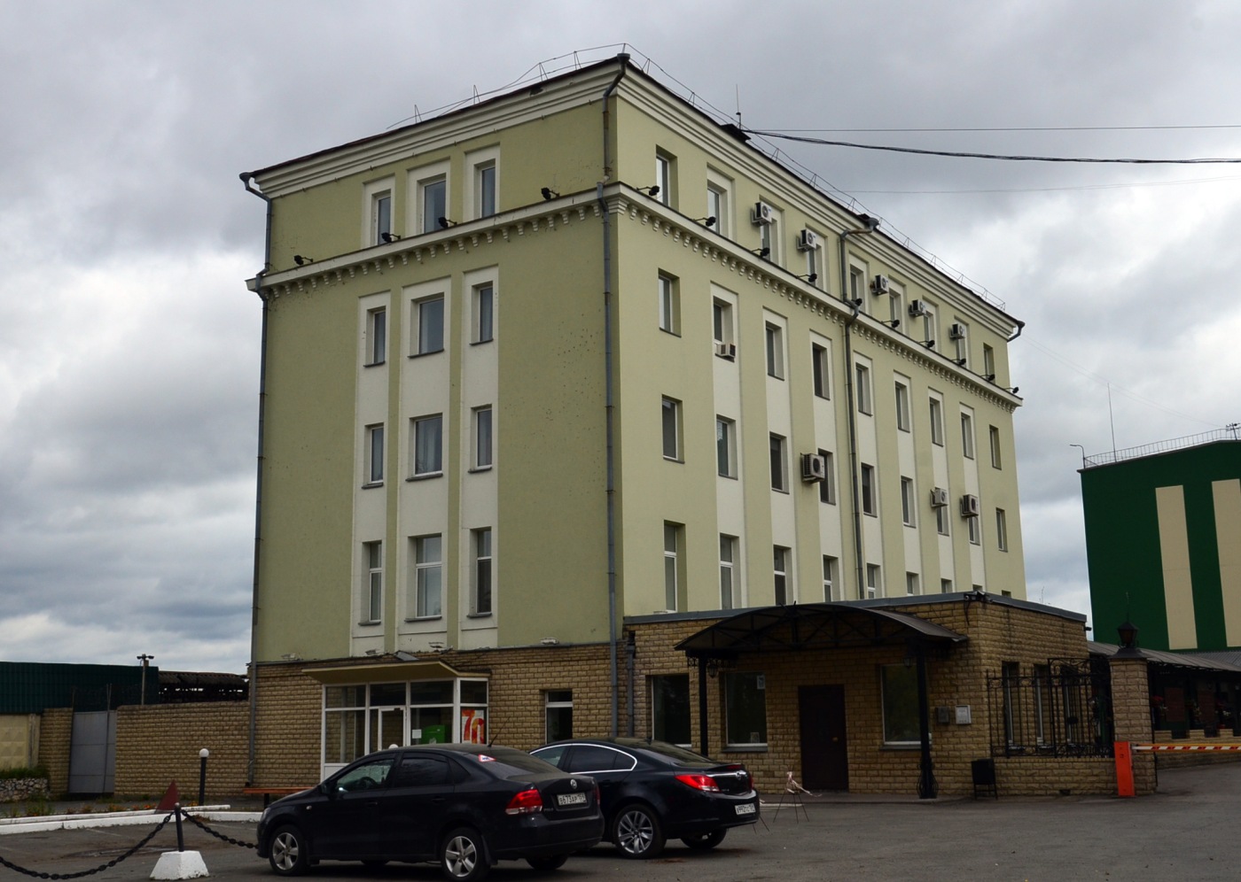 Пермь, Улица Сергея Данщина, 1А