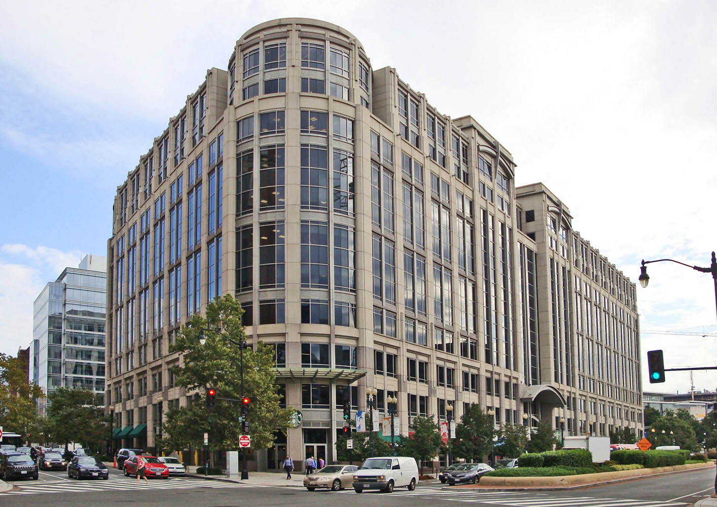 Вашингтон, New York Avenue, 900